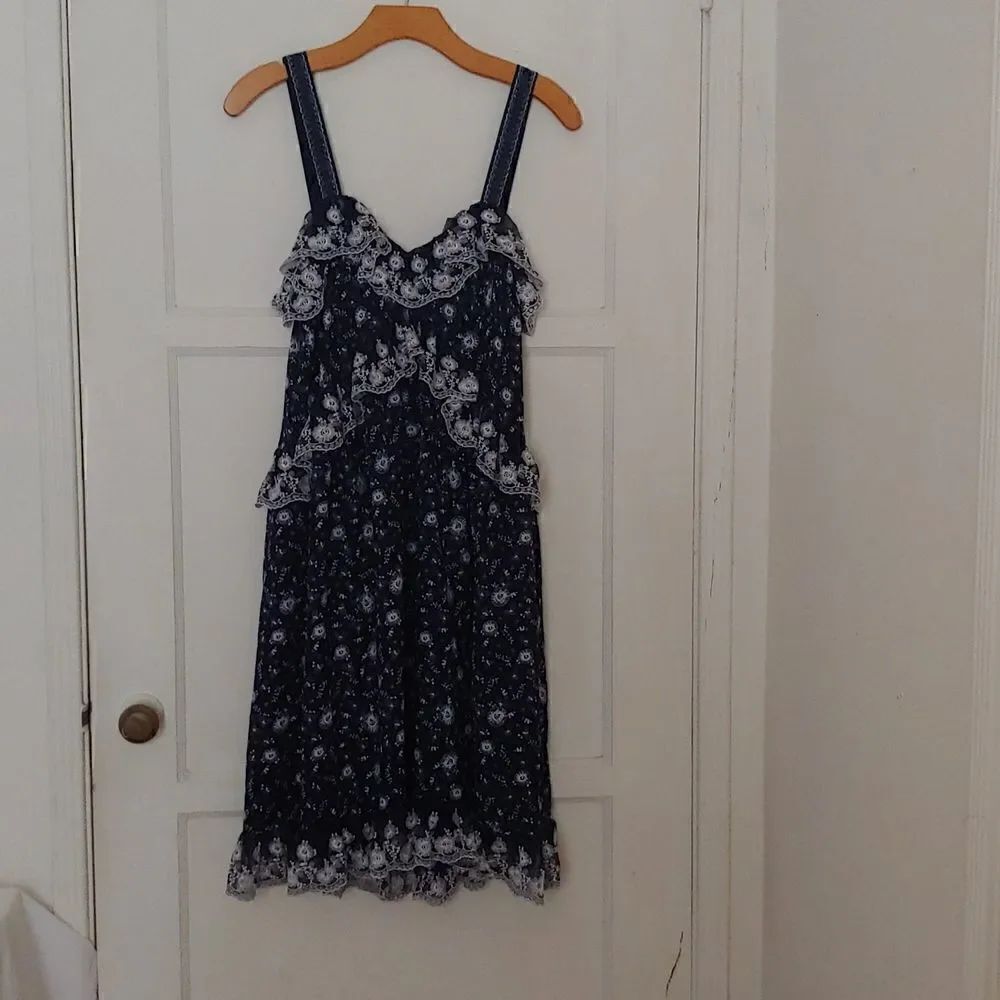 Max Studio London Women's Boho Dress Blue and White Floral Size XS